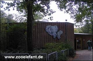 Elefantenhaus von außen